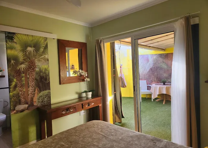 Casa Shangri-La Botanical